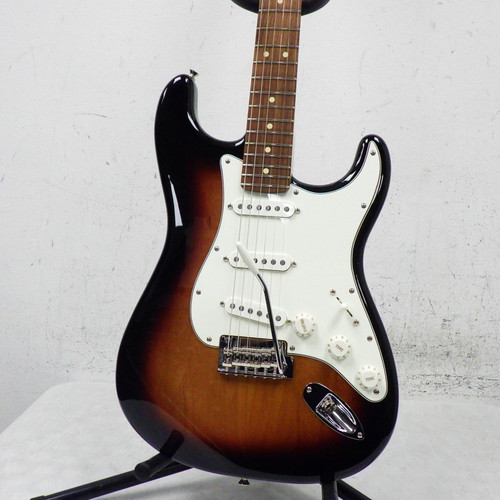 Used Fender Player Strat  Electric Guitar Sunburst 40042-S000258119