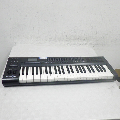 Used M-Audio Axiom 61 MIDI Controller Keyboard 40042-S000258156