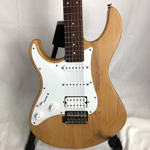 Used Yamaha PACIFICA PAC112JL S Type Electric Guitar Natural 6-String 41128-S000105842