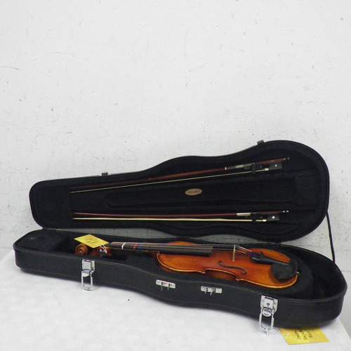 Used Tonareli 3/4 Violin 40042-S000258239