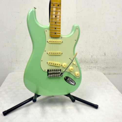 Used Fender Limited Edition Standard Stratocaster Electric Guitar Seafoam Green 40042-S000258248
