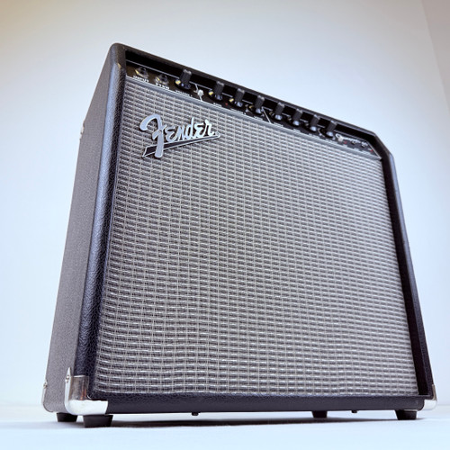 Used Fender Champion 40 1x12" Combo Guitar Amplifier 41121-S000050942