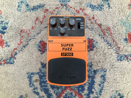 Used Behringer SUPER FUZZ 300 SF300 41112-S000097169