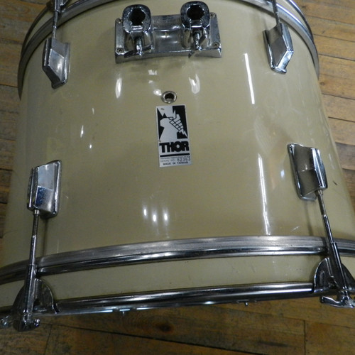 Used Thor KICK KDRUM 22 Kick Drum White 22" Kick Drum 40105-S000076109