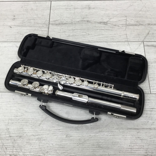 Vist Large View of Product Image Which is Used Yamaha YFL-200AD Advantage Student Flute 40051-S000115085