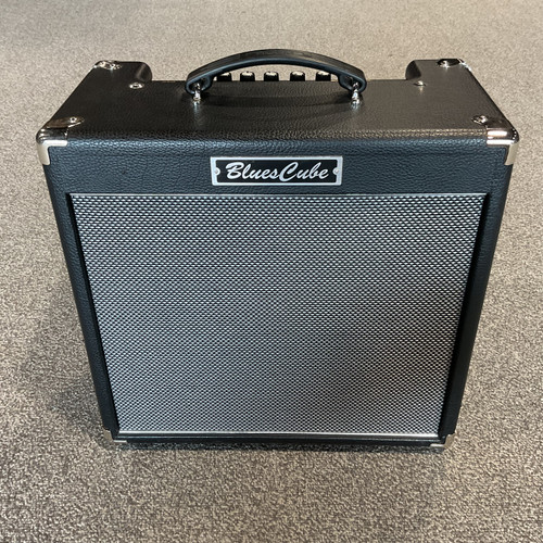 Used ROLAND BLUES CUBE HOT Solid State Amplifier 41106-S000093796