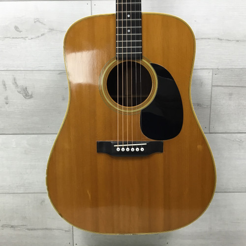 Vist Large View of Product Image Which is Used Martin 1971 D-28 Vintage Solid Top Acoustic Guitar 40051-S000115139