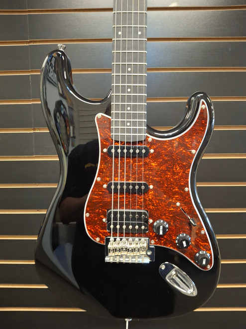 Vist Large View of Product Image Which is Used Donner DESIGNER SERIES DST-200 Electric Guitar Black 6-String