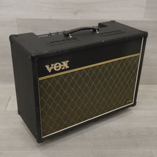 Used Vox AC15VR 1 x 12 Solid State Amplifier 40015-S000327733