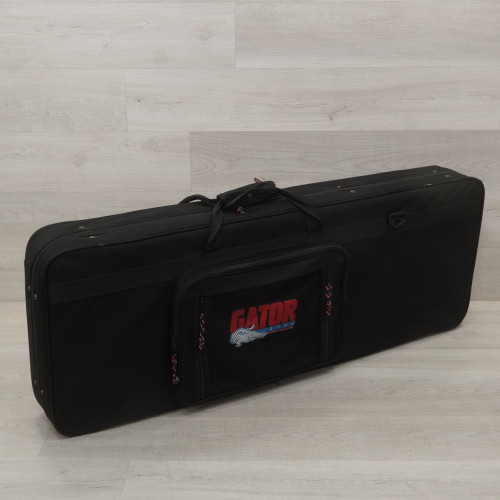 Used Gator Lightweight Guitar Case 40015-S000327796