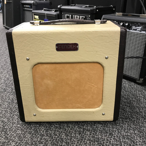 Used Fender CHAMPION 600 1 x 5 Tube Combo Amplifier 1 x 5 41125-S000039211