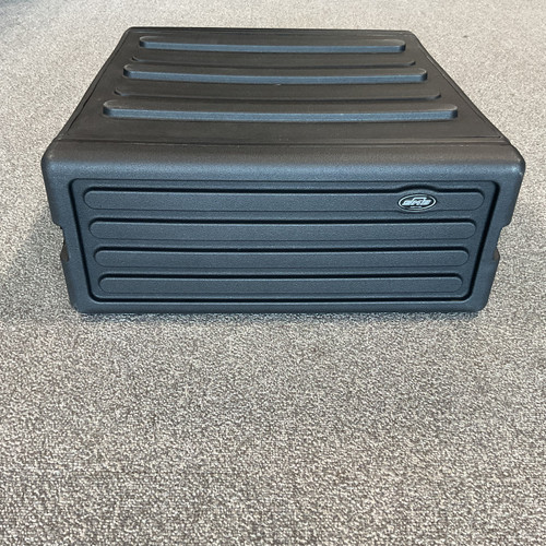 Used SKB 4U ROTO MOLDED RACK CASE 41106-S000093877