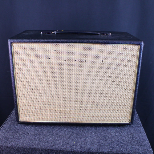 Vist Large View of Product Image Which is Used Egnater TWEAKER 112X GUITAR CABINET 1 x 12 Guitar Speaker Cabinet 1 x 12 40123-S000130431