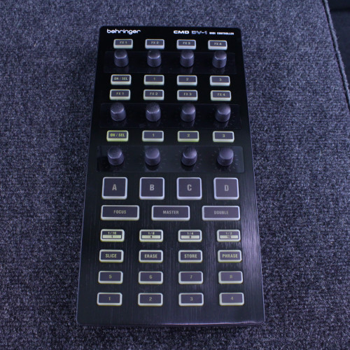 Vist Large View of Product Image Which is Used Behringer CMD DV-1 Compact Controller Compact 40123-S000130457
