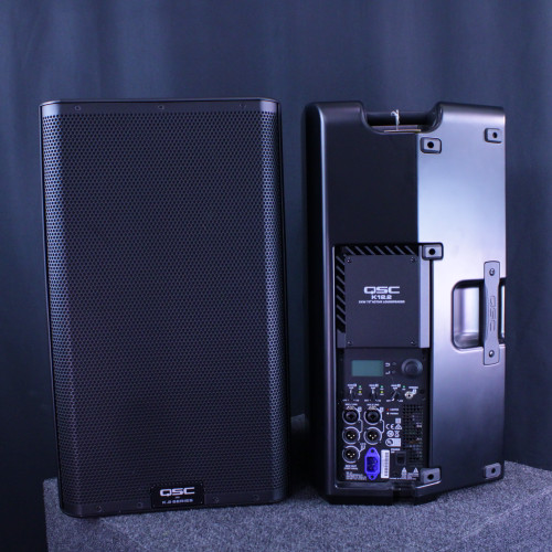 Vist Large View of Product Image Which is Used QSC K12.2 SPEAKER PAIR W/BAGS Powered Full Range Speaker Cabinet 40123-S000130464