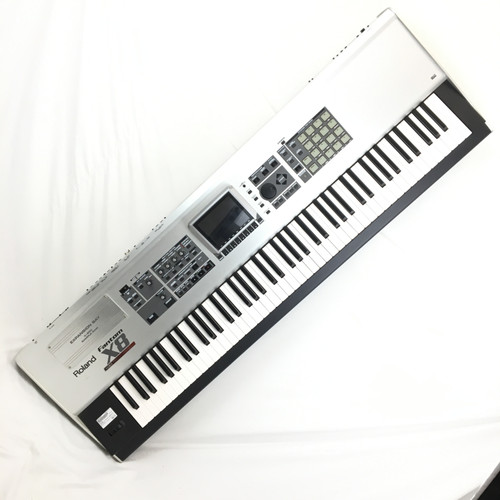 Used Roland FANTOM X8 88-KEY WORKSTATION 88-Key Synthesizer 88-key 41124-S000204554