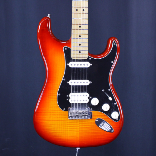 Vist Large View of Product Image Which is Used Fender STRAT PLAYER PLUS TOP 2019 S Type Electric Guitar Sunburst 6-String 40123-S000130481