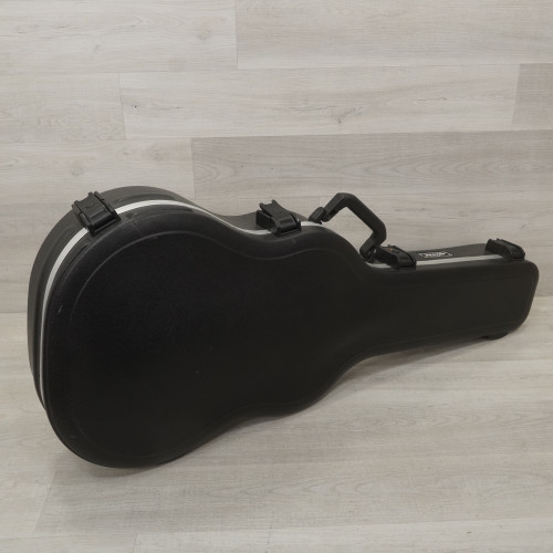 Used SKB 1skb-18 Deluxe Dreadnought Guitar Case 40015-S000327893