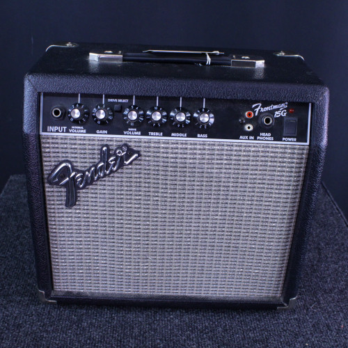 Vist Large View of Product Image Which is Used Fender FRONTMAN 15G GUITAR AMP 1 x 8 Solid State Amplifier 1 x 8 40123-S000130506