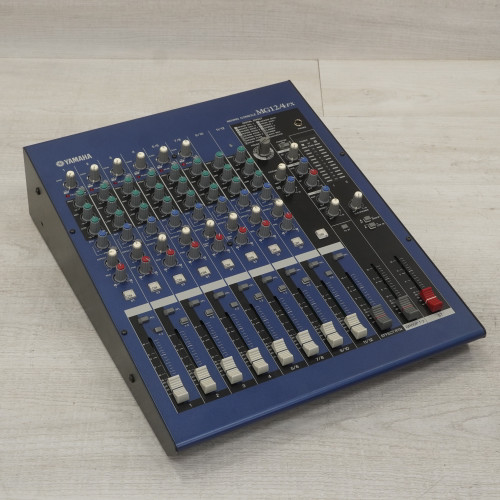 Used Yamaha MG12/4FX Mixing Console 40015-S000327925