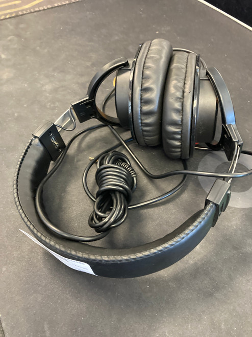 Used Tascam TH200X Pro Sound Product 40085-S000105426