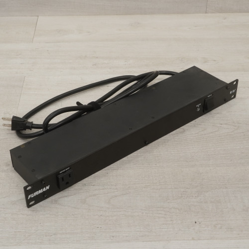 Used Furman M-8X2 Power Conditioner 40015-S000327977