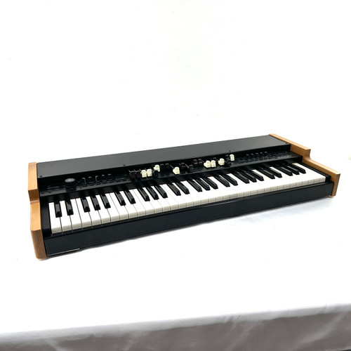 Vist Large View of Product Image Which is Used Viscount Legend Solo 61-Key Keyboard 