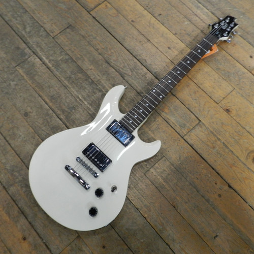 Used Cort M200 Double Cut Electric Guitar White 6-String 40105-S000076154