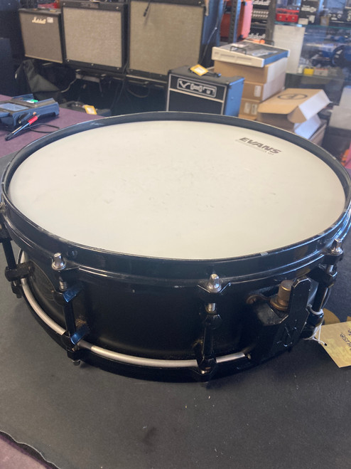 Vist Large View of Product Image Which is Used Noble & Cooley ALLOY CLASSIC Metal Snare Drum 14"