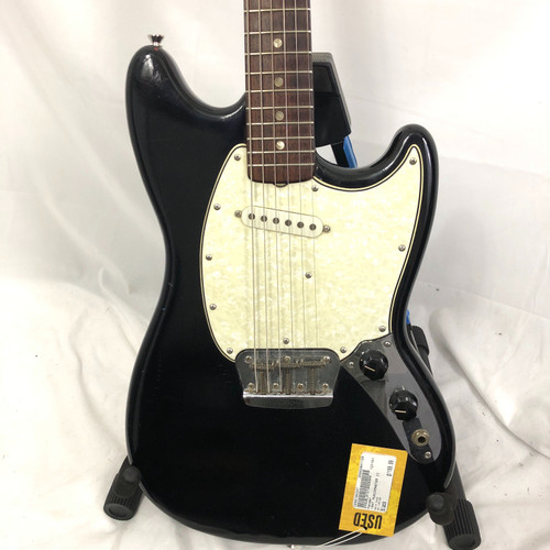 Used Fender 1967 MUSICMASTER II Vintage Double Cutaway Electric Guitar Black 6-String 41128-C000106267