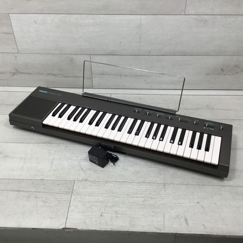 Used Yamaha Portatone PSR-15 Vintage 49-Key Keyboard 40051-S000115268