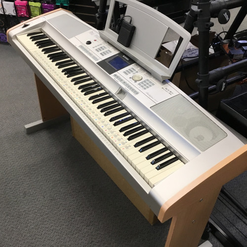 Used Yamaha DGX-505 Portable Grand Piano 88-Key 40051-S000115280