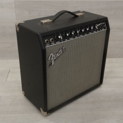 Used Fender Champion 40 1x12 Solid State Amplifier 40015-S000328044