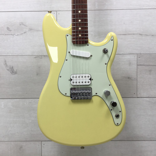 Used Fender Duo Sonic HS LTD Edition Canary Yellow Electric Guitar 40051-S000115294