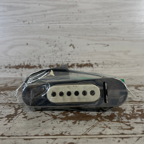 Used - De Armond 210 SOUNDHOLE Guitar Pickup 40087-S000232122