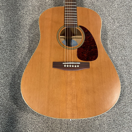 Vist Large View of Product Image Which is Used SEAGULL S6 SLIM Acoustic Guitar