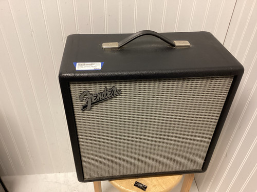 Used Fender SC-112 SPEAKER CABINET 1 x 12 Guitar Speaker Cabinet 1 x 12 40107-S000152877