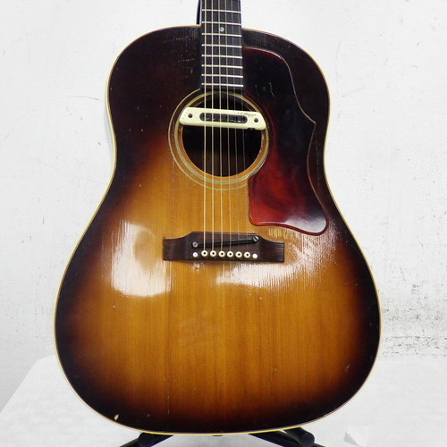 Used Gibson 1968 J-45 ADJ With LR Baggs Vintage Acoustic Guitar Sunburst 40042-S000258998
