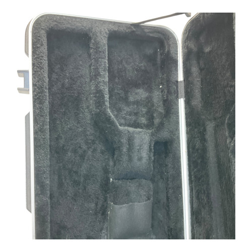 Vist Large View of Product Image Which is Used SKB BASS FLIGHT CASE Guitar Case 41117-S000051151
