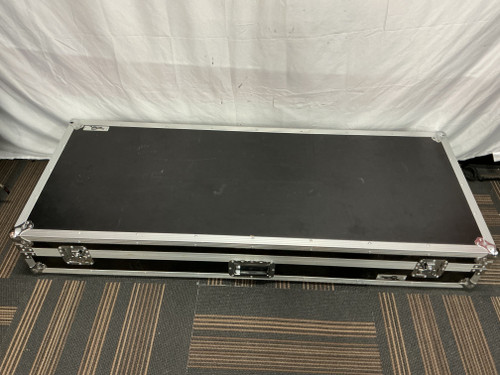 Vist Large View of Product Image Which is Used Road Ready 88 KEYBOARD DELUXE FLIGHT CASE Large Keyboard Case 40012-S000303490