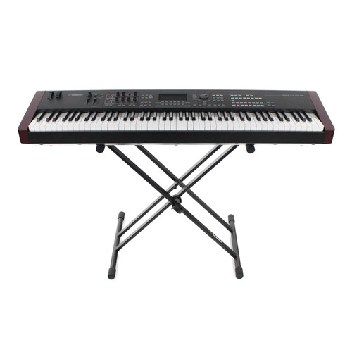 Used Yamaha MOXF8 88-Key Keyboard 88-key