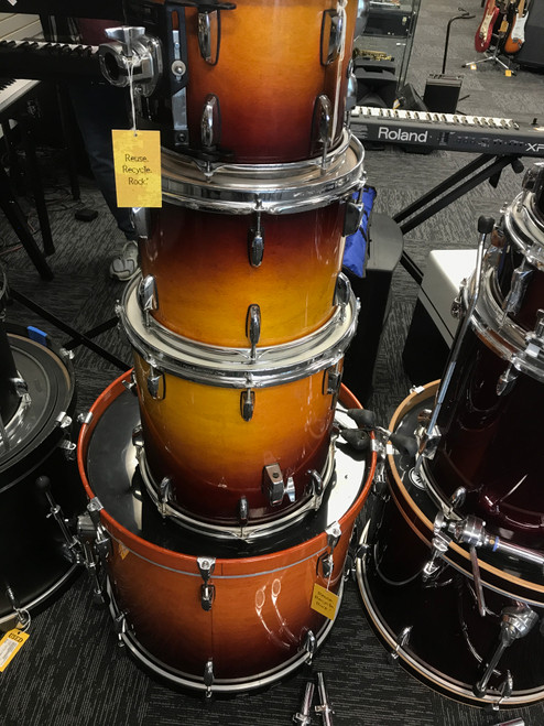 Vist Large View of Product Image Which is Used Pearl SESSION CUSTOM MAPLE 4PC Vintage Drum Shell Kit Sunburst 22" Kick Drum