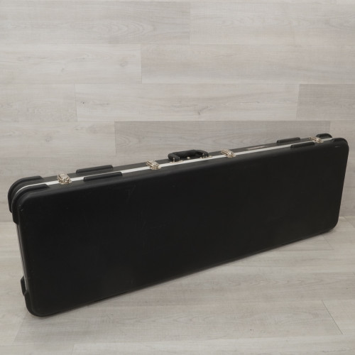 Used Road Runner RRMBG Guitar Case 40015-S000328343