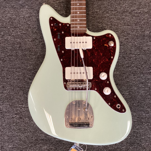 Used Squier CLASSIC VIBE 60S JAZZMASTER Offset Double Cutaway Electric Guitar Green 6-String 40111-S000187839