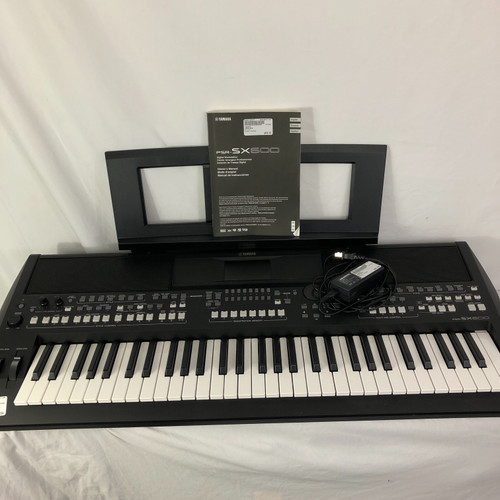 Used Yamaha PSRSX600 61-Key Keyboard 61-Key 41128-S000106527