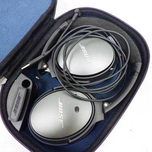 Used Bose Quiet Comfort 25 OLDER MODEL Headphones 40042-S000259120