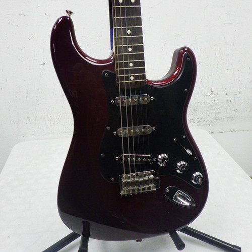 Used Fender MIM 2002 Electric Guitar Red 40042-S000259141