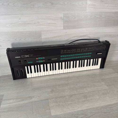 Used Yamaha Vintage DX7 Synthesizer - 61-key 40112-S000178519