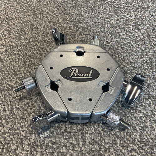 Used PEARL 3 WAY CLAMP 41106-S000094290
