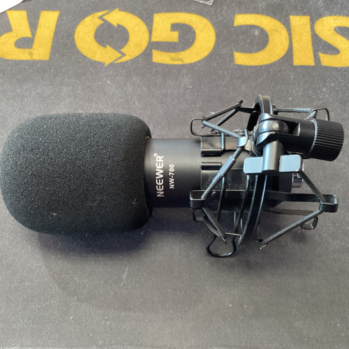 Used Neewer NW-700 Condenser Microphone 40111-S000187930